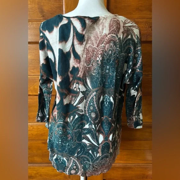Chico’s Multicolor Paisley Women's Sweater - Picture 4 of 7